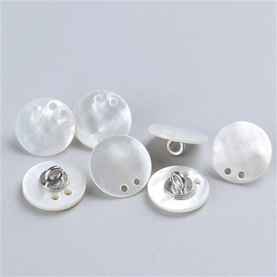 Botón de concha de vástago blanco natural