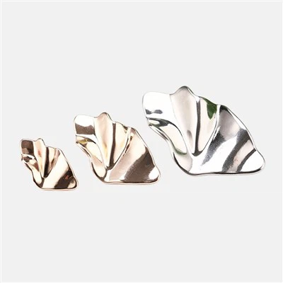 Botones de metal decorativos